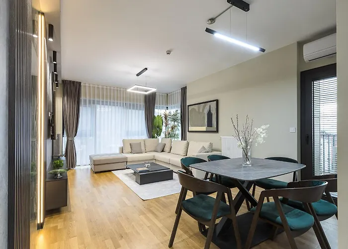 Urban Oasis 16Th Floor Penthouse, City Center, Free Private Parking