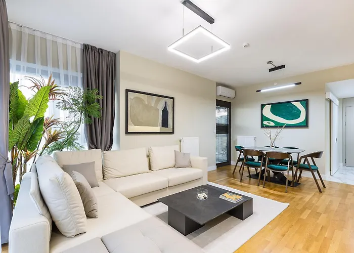 Urban Oasis 16Th Floor Penthouse, City Center, Free Private Parking