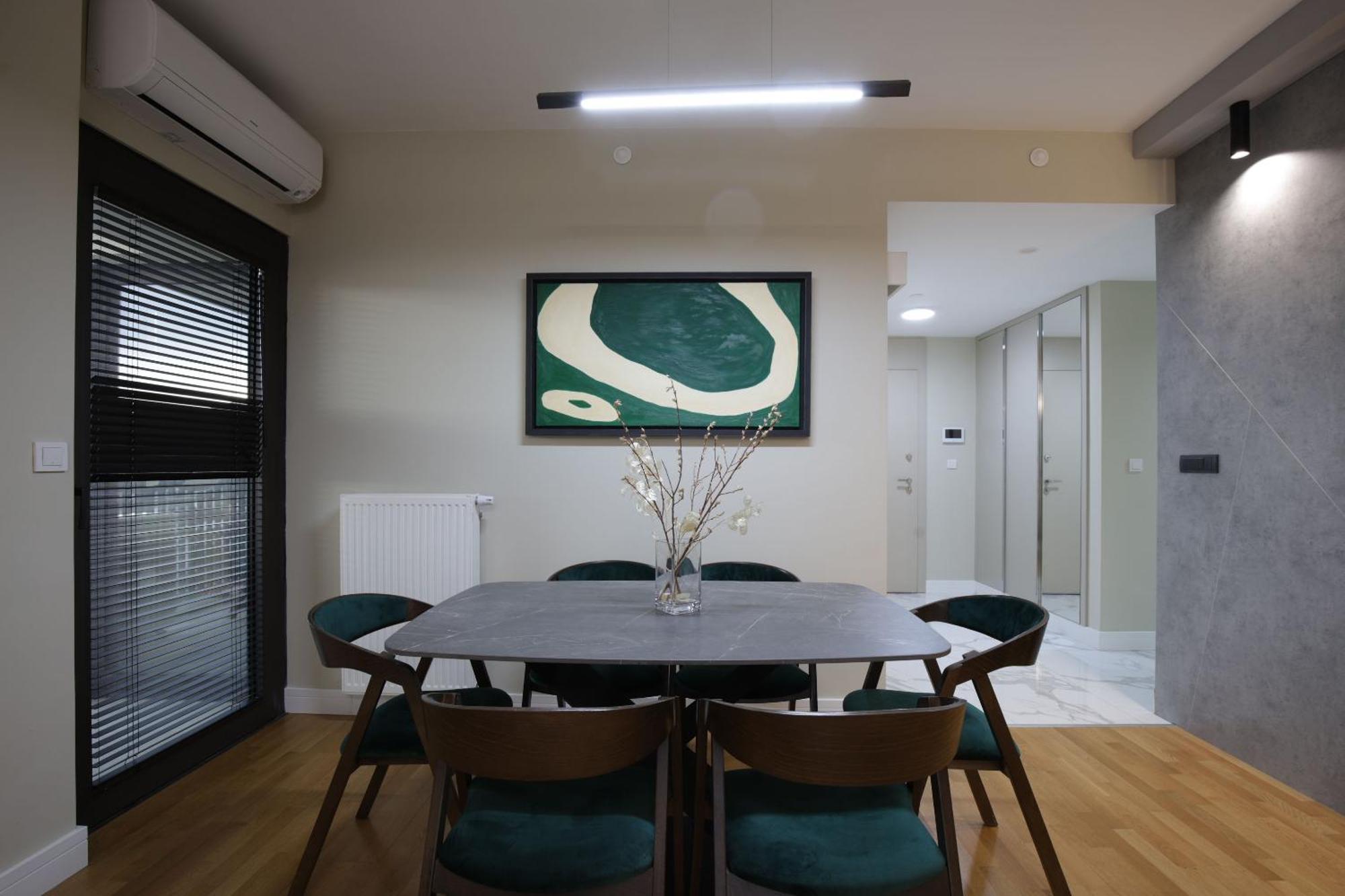 Urban Oasis 16th Floor Penthouse, Center, Free Private Parking Apartment